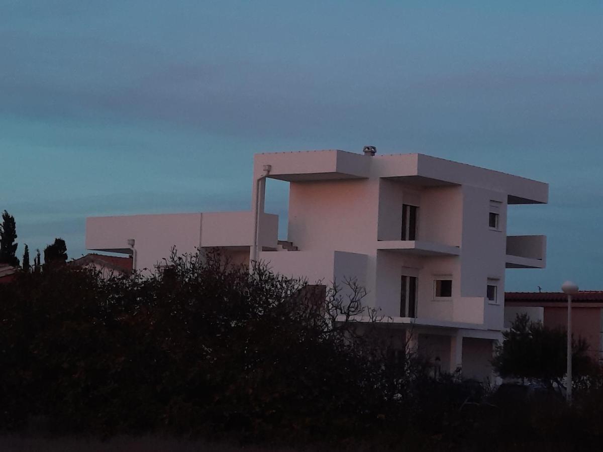 Apartments Matkovic Vir Buitenkant foto